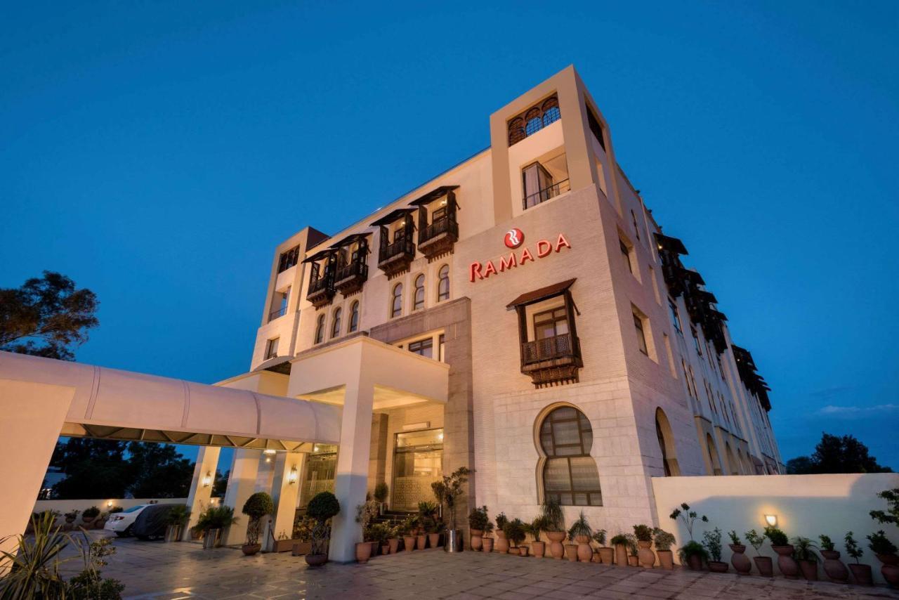 Ramada By Wyndham Islamabad Exterior photo