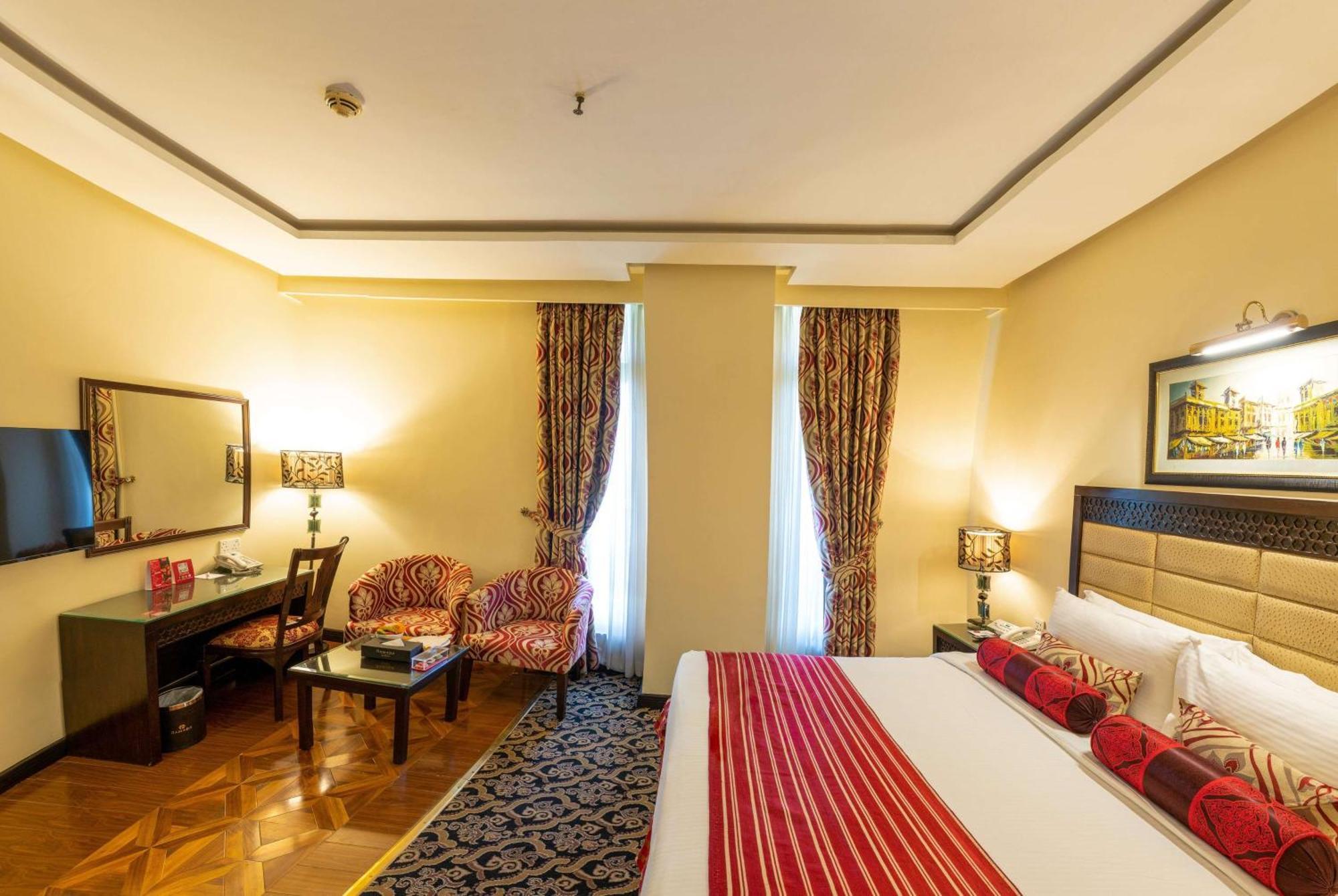 Ramada By Wyndham Islamabad Exterior photo