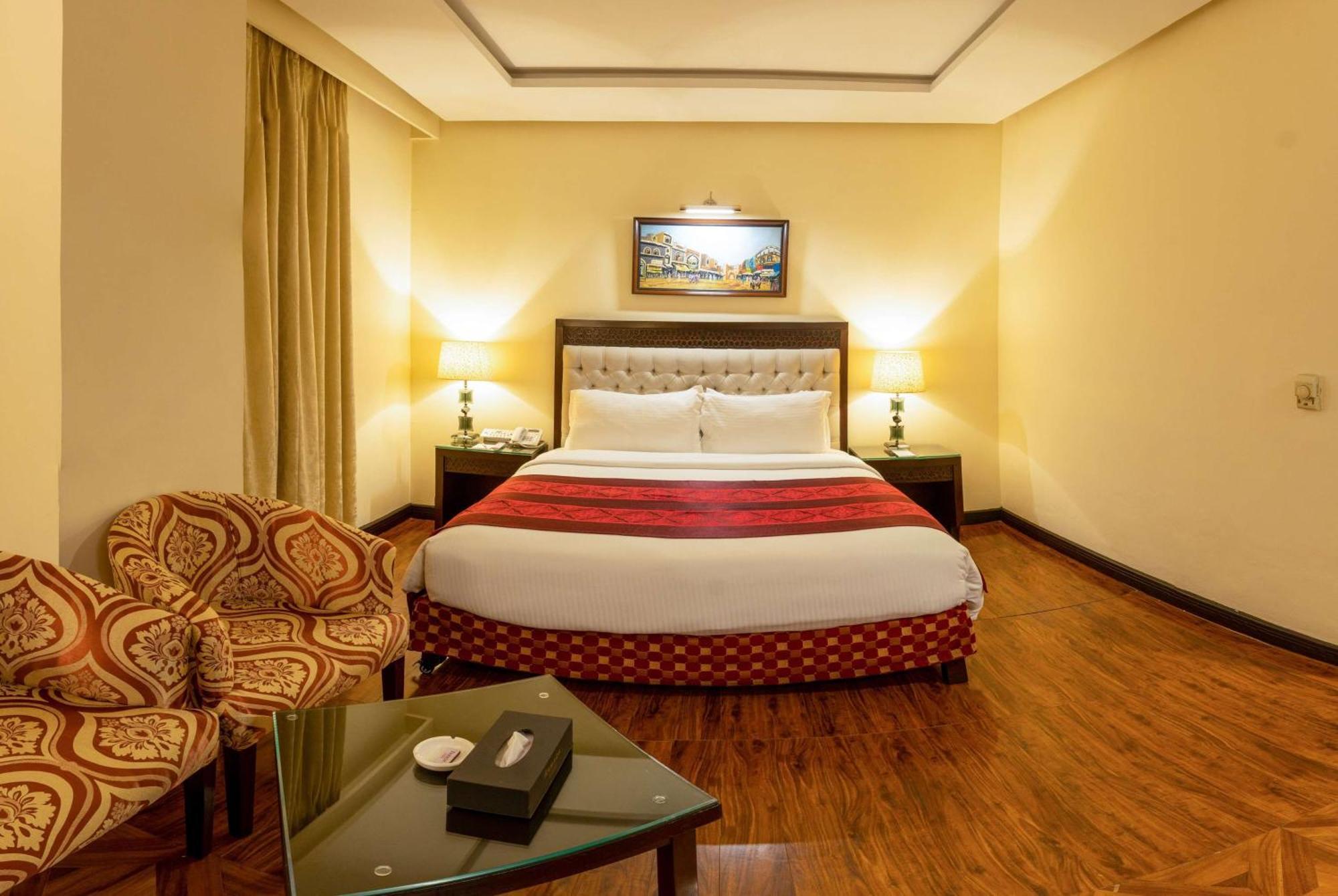 Ramada By Wyndham Islamabad Exterior photo